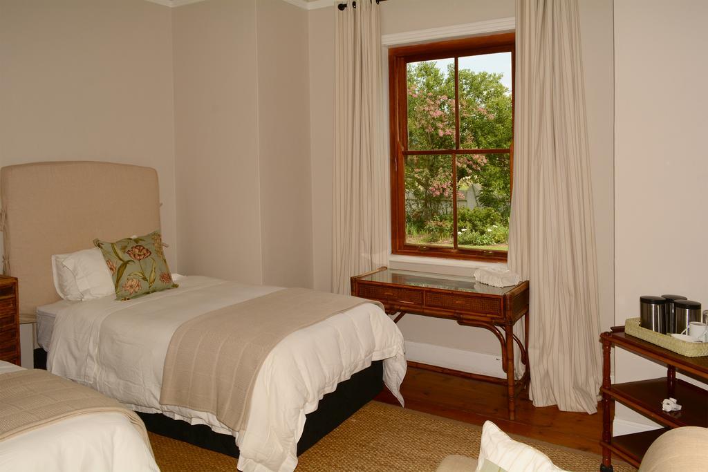 Toad Hall Guest House Wakkerstroom Экстерьер фото
