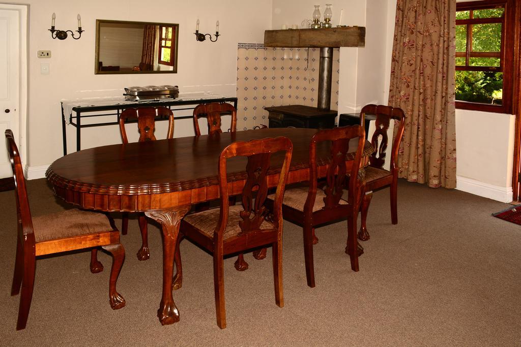 Toad Hall Guest House Wakkerstroom Экстерьер фото